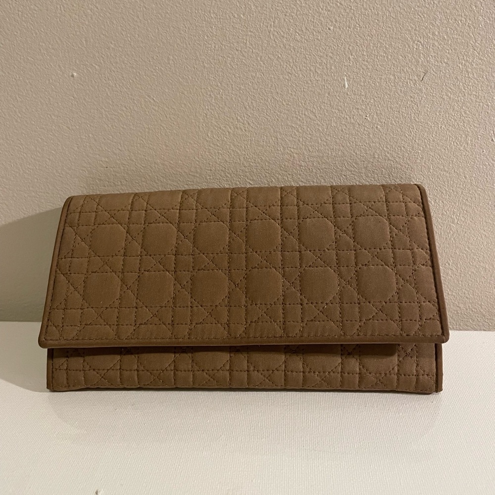 Dior wallet
